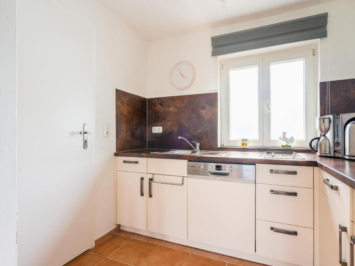 Beautiful Bungalow In Poel Near The Beach Fahrdorf  المظهر الخارجي الصورة