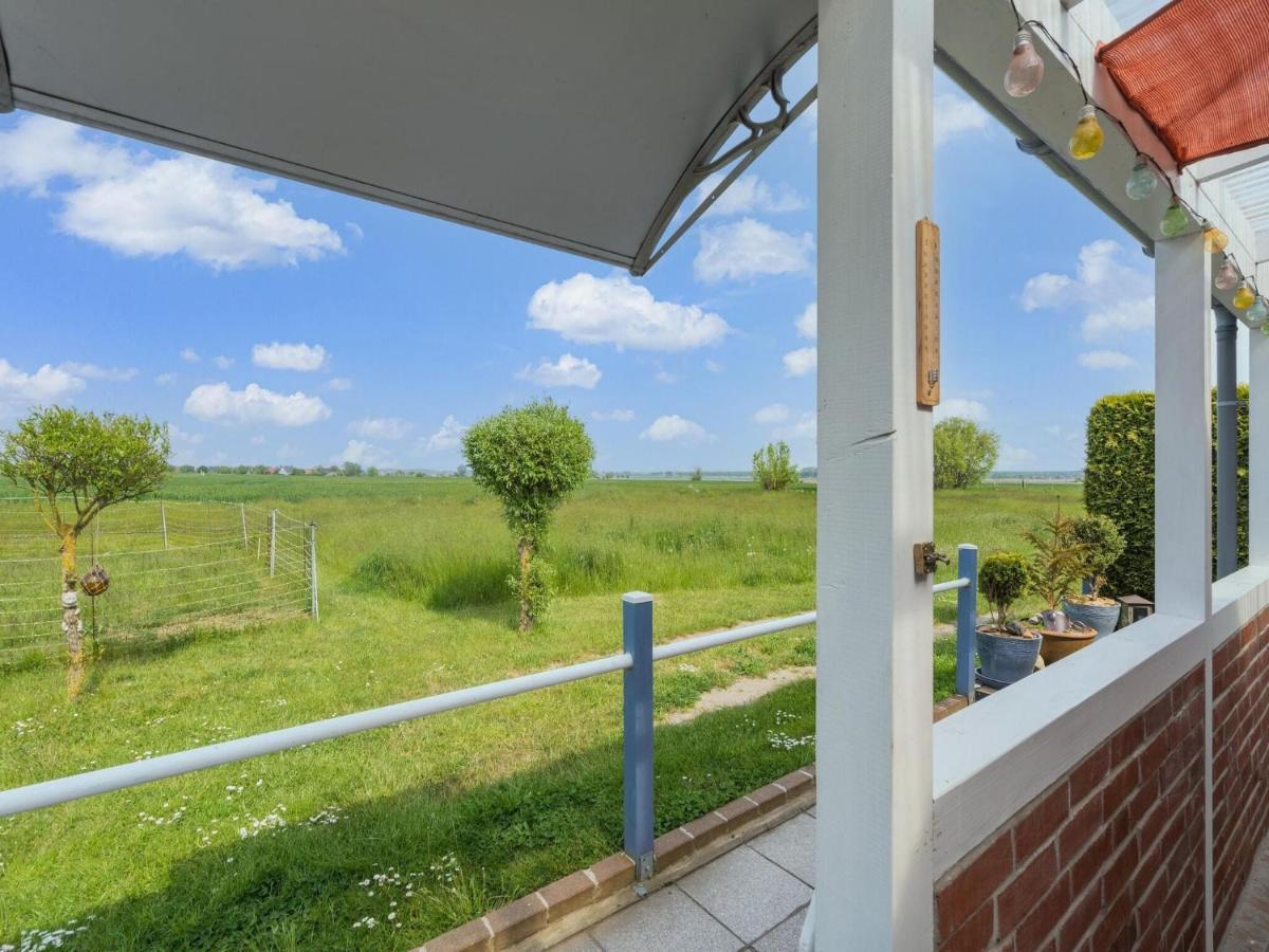 Beautiful Bungalow In Poel Near The Beach Fahrdorf  المظهر الخارجي الصورة
