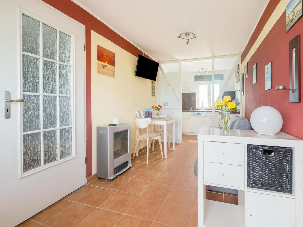 Beautiful Bungalow In Poel Near The Beach Fahrdorf  المظهر الخارجي الصورة